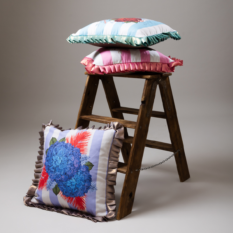 Wedding bouquet Cushion – Cosmic Lilac Stripes (Lands April)